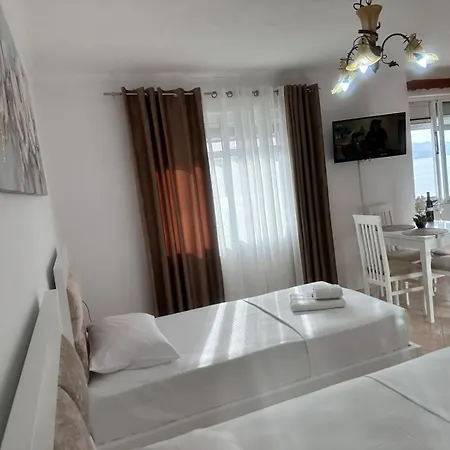 Rafail Appartamento Ksamil